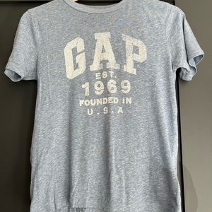 Gap boys t shirt size 10